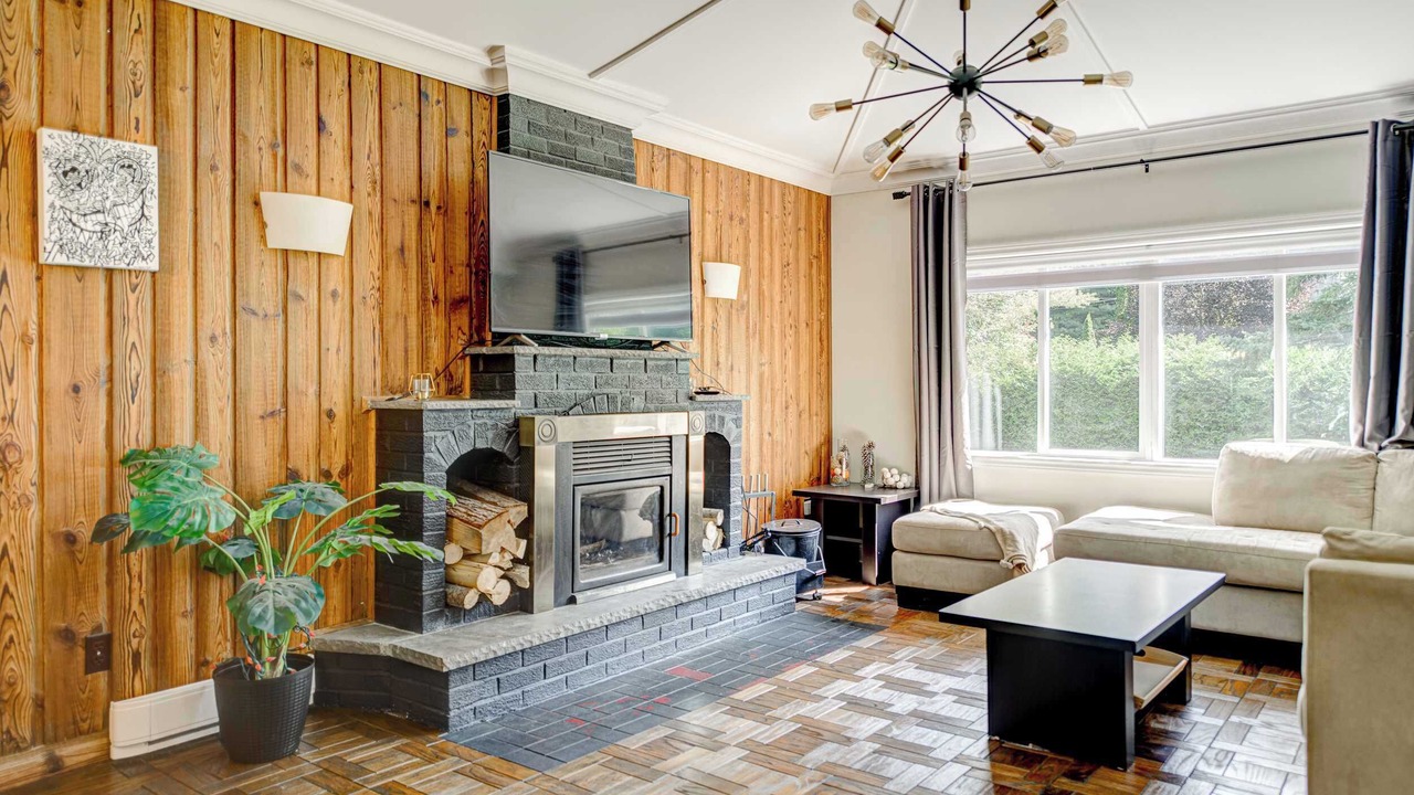 Photo of Livingroom in Rawdon
