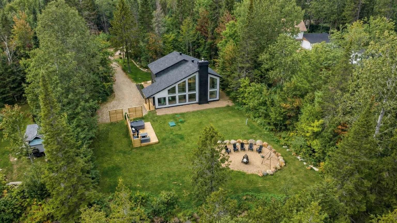 Photo of Outdoor in Entrelacs