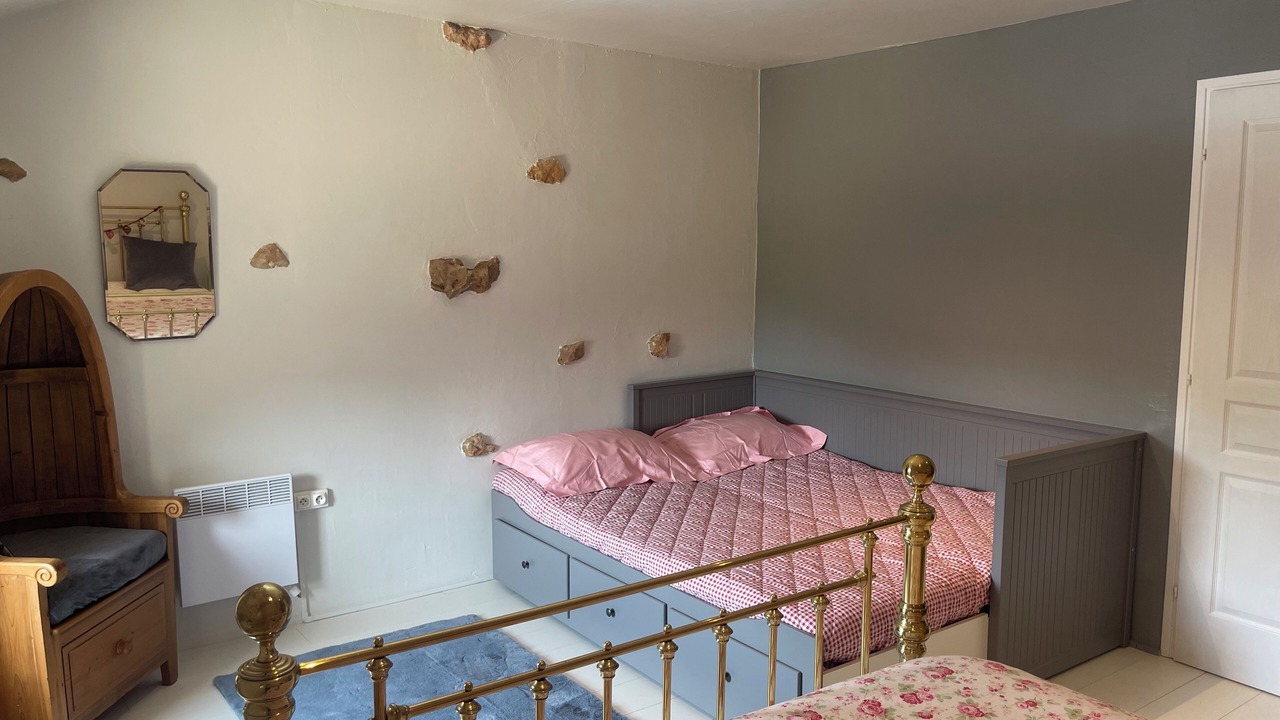 Photo of Bedroom in Brux