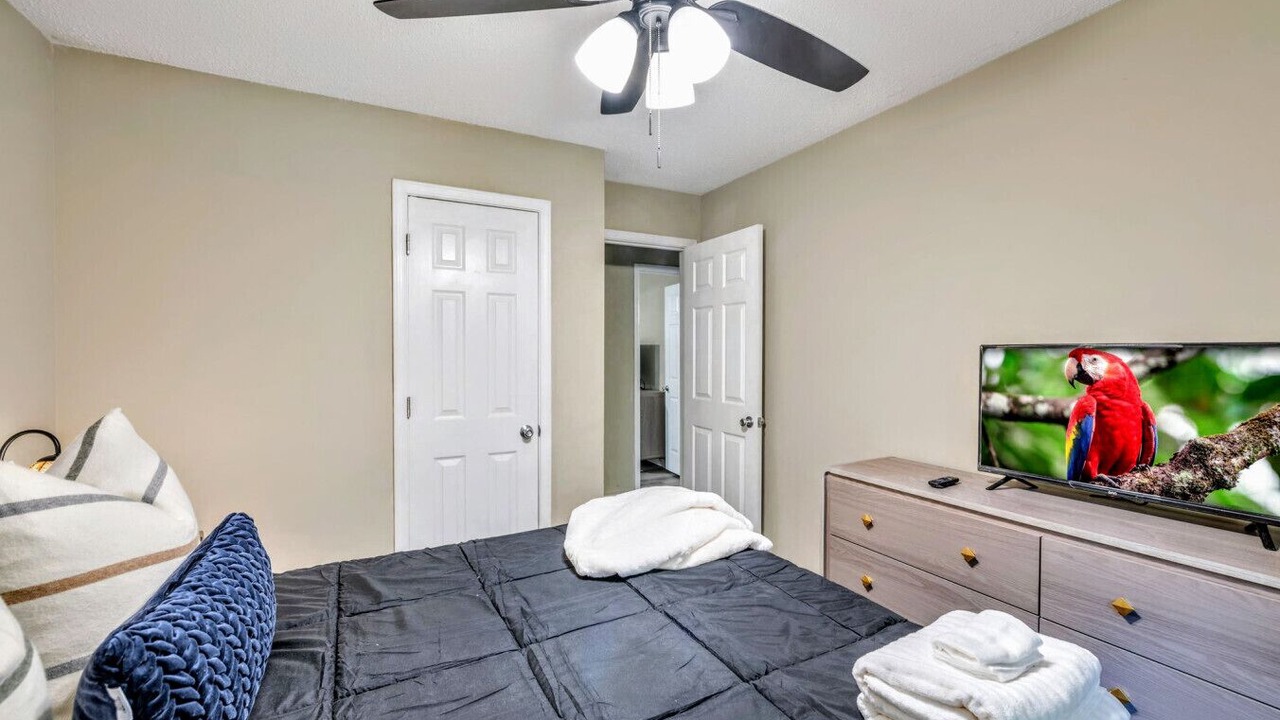 Photo of Bedroom in Acworth
