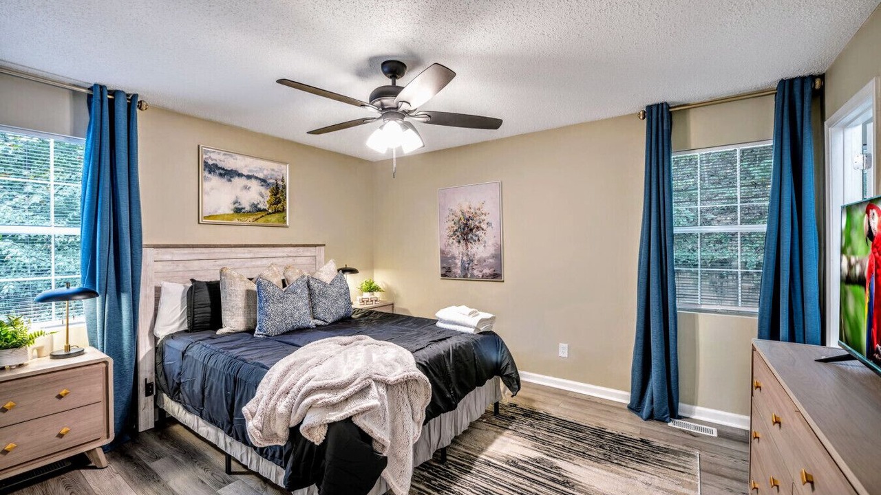 Photo of Bedroom in Acworth