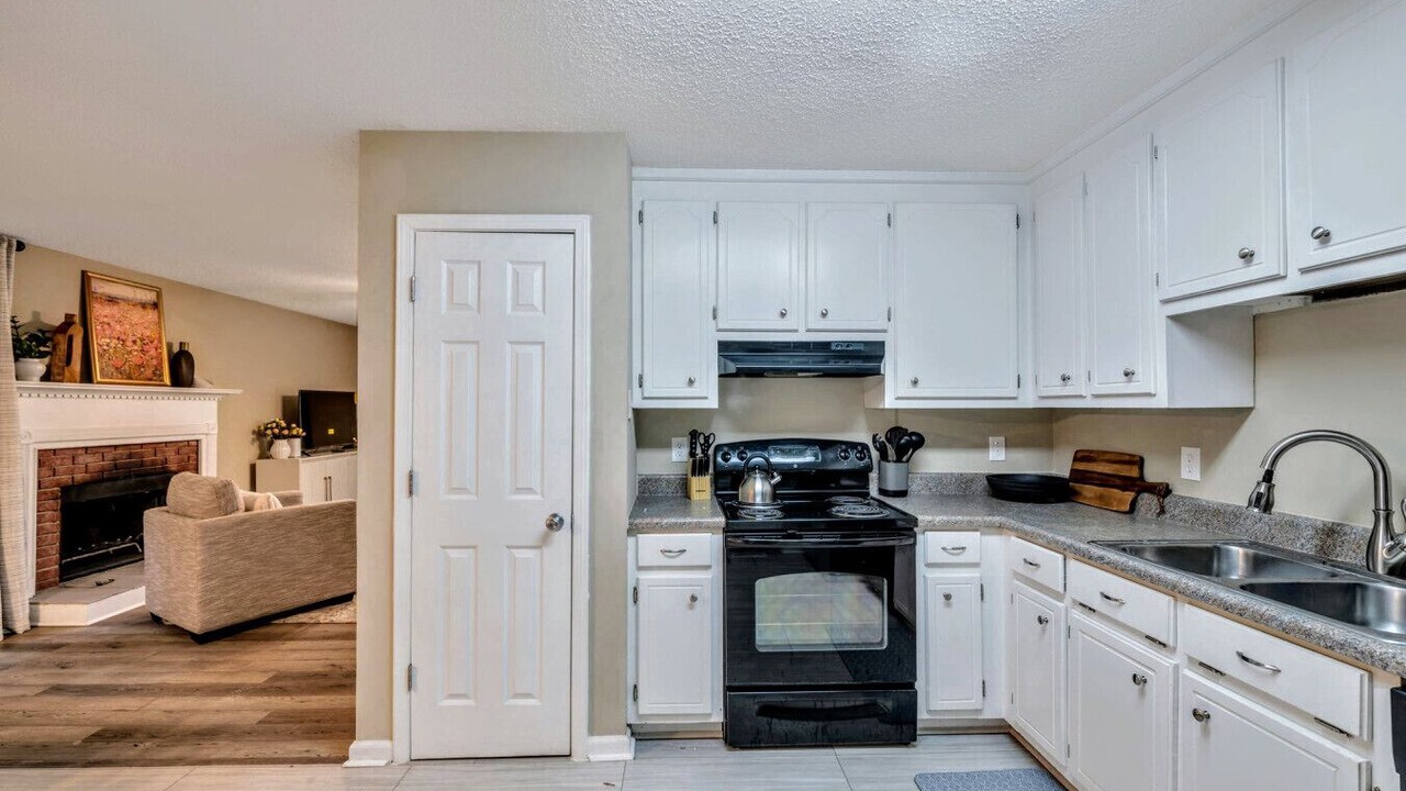 Photo of Kitchen in Acworth