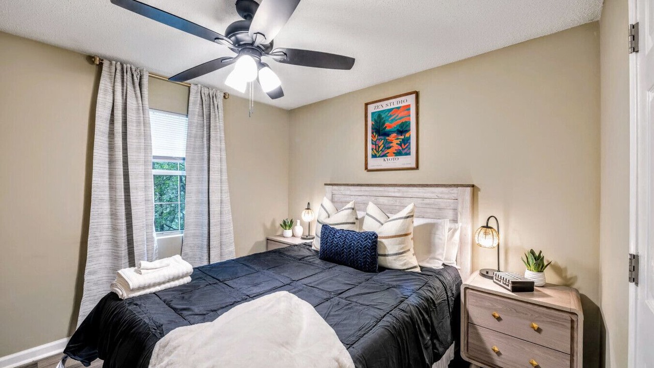 Photo of Bedroom in Acworth