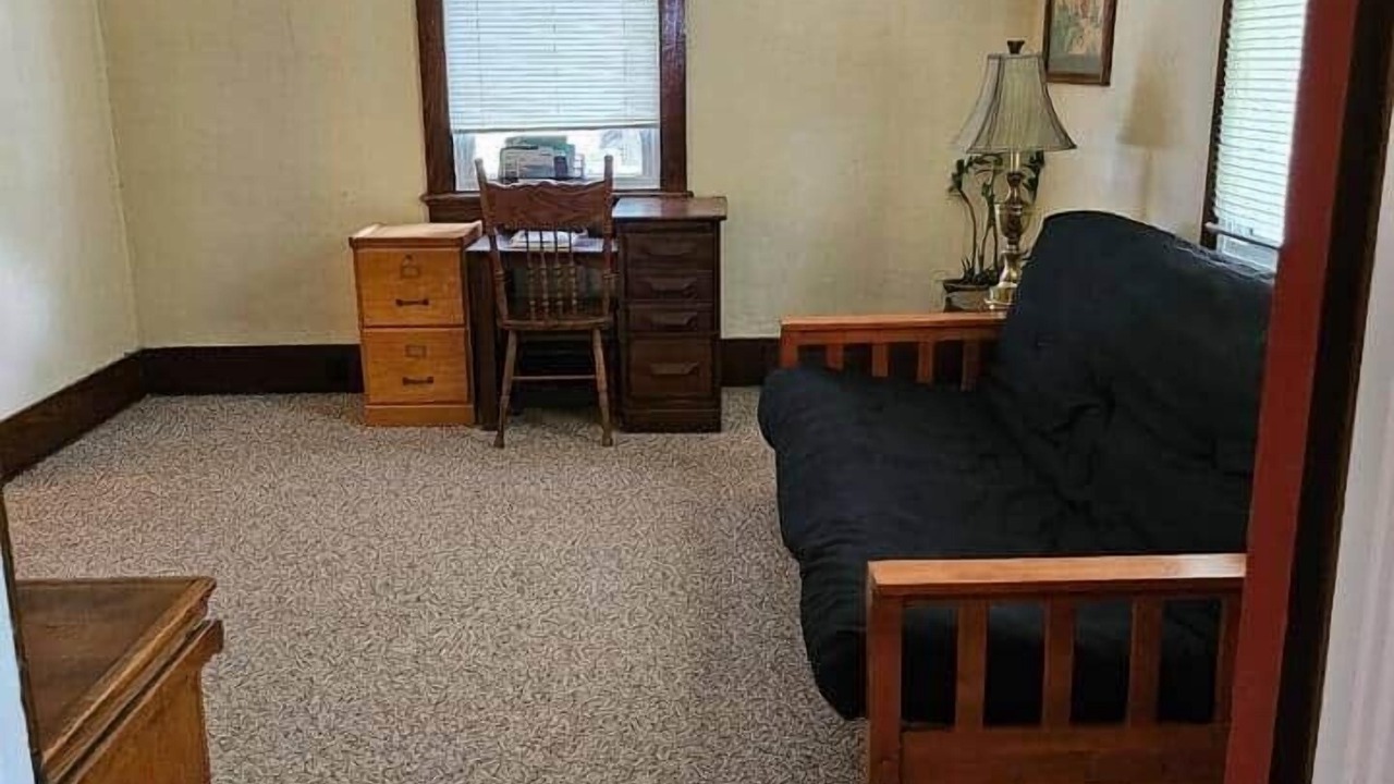 Photo of Livingroom in Carlyle