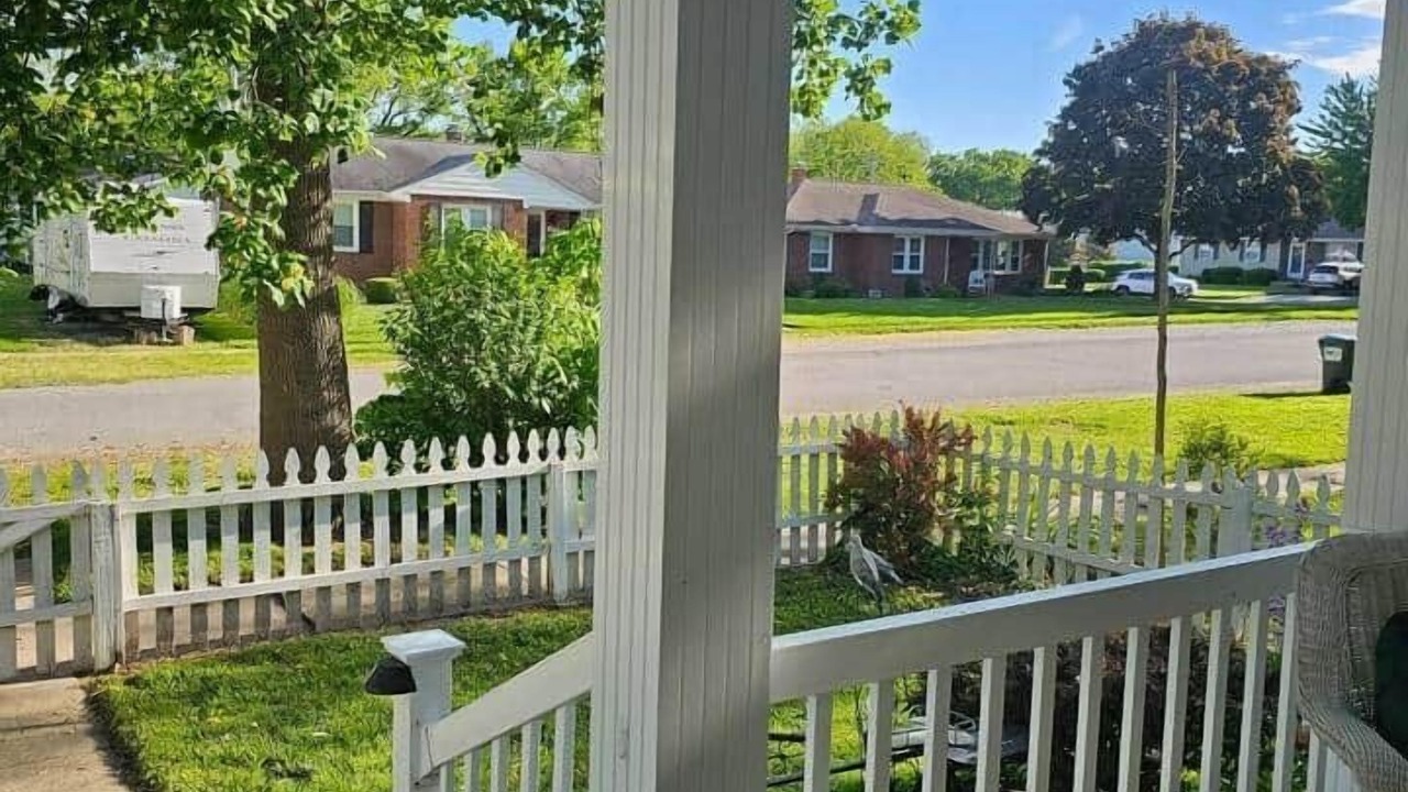 Photo of Outdoor in Carlyle