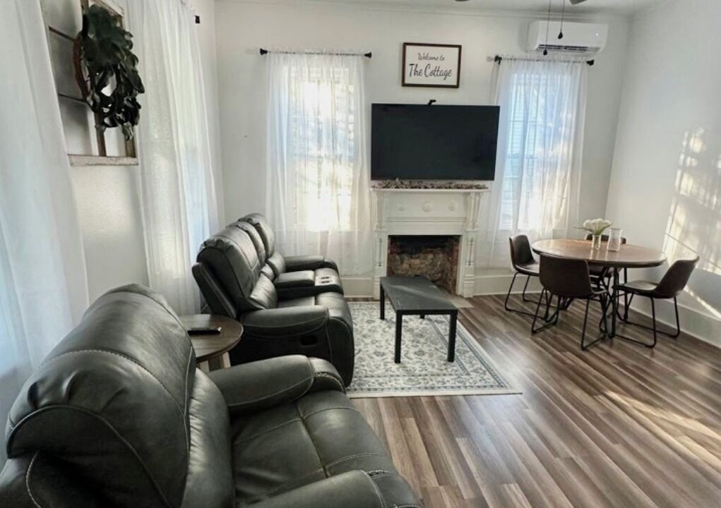 Photo of Livingroom in Marksville