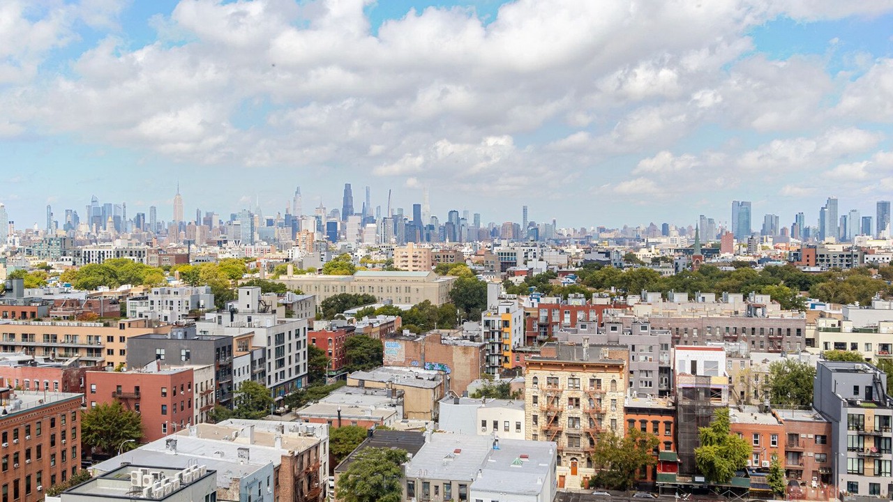 Photo of Others in Williamsburg