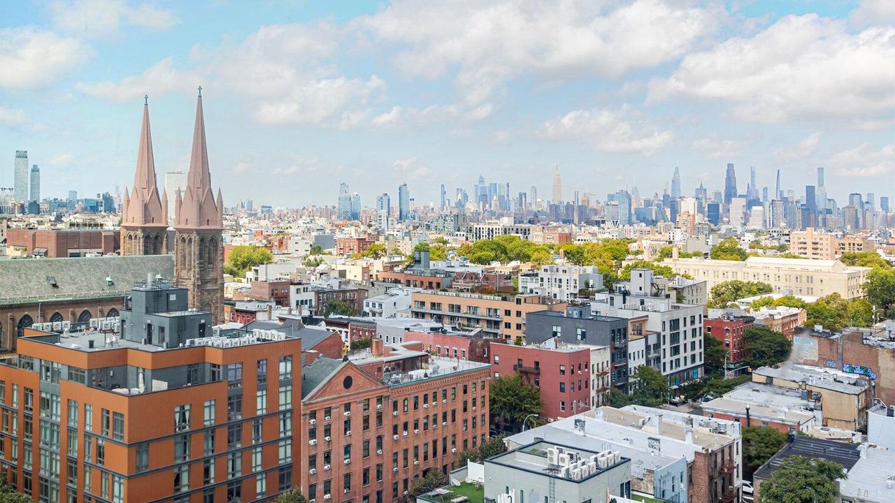 Photo of Others in Williamsburg