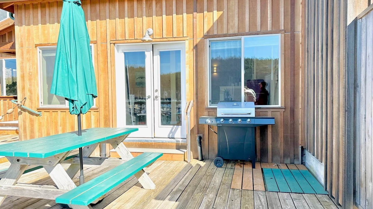 Photo of Others in Deer Harbor