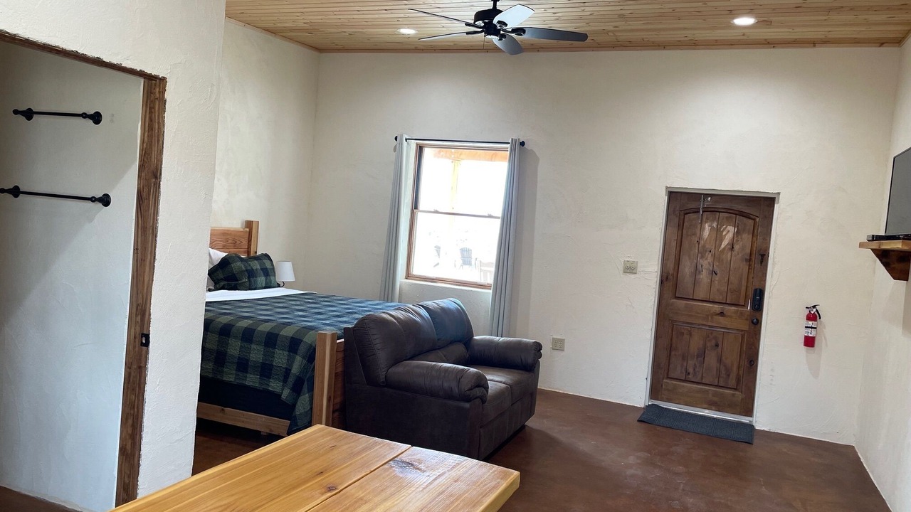 Photo of Bedroom in Study Butte-Terlingua
