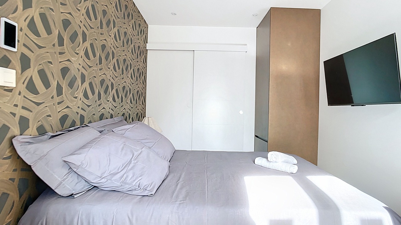 Photo of Bedroom in Montargis