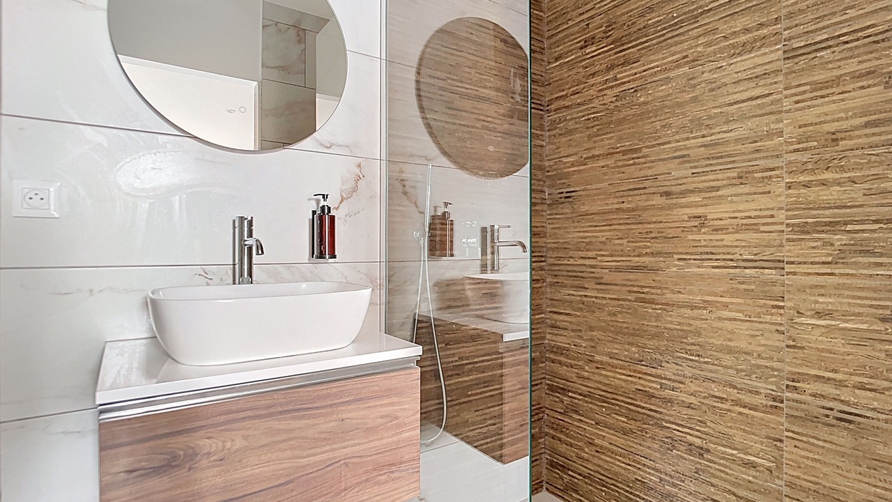 Photo of Bathroom in Montargis