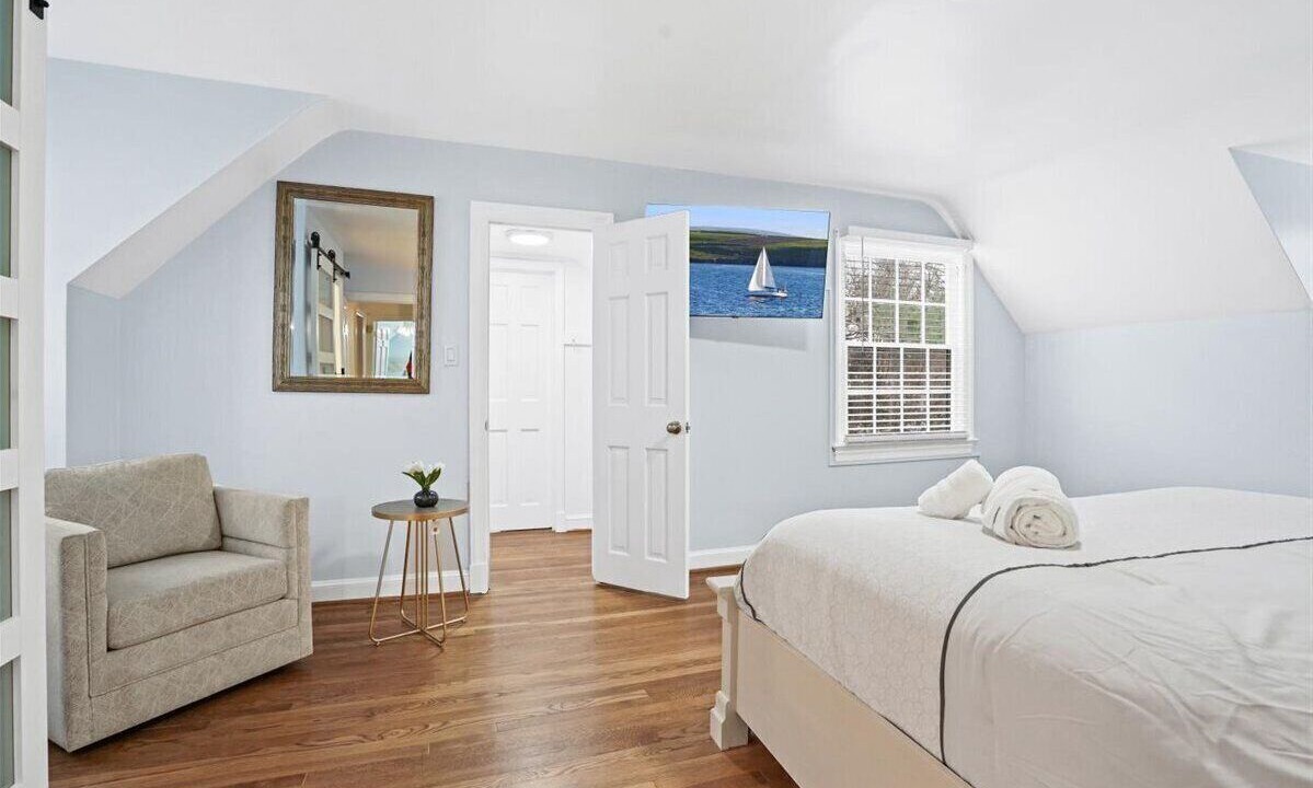 Photo of Bedroom in Bethesda