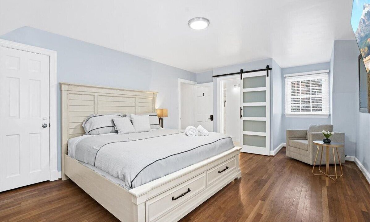 Photo of Bedroom in Bethesda
