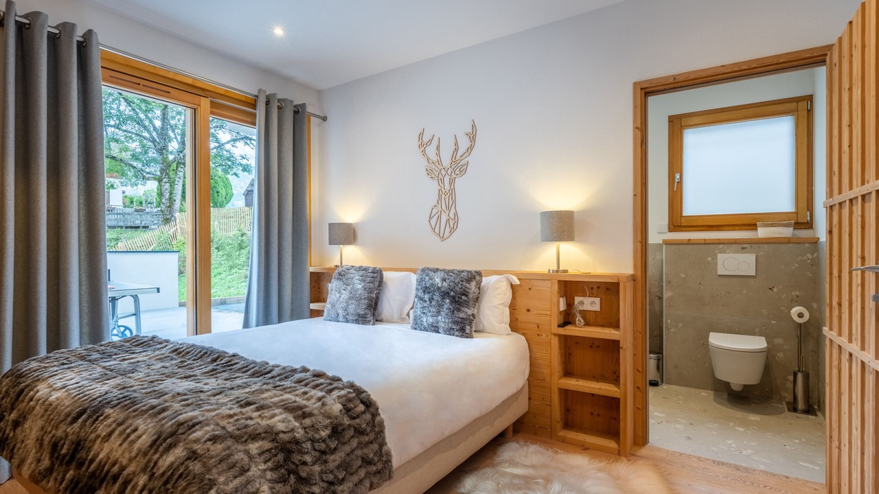 Photo of Bedroom in Thones