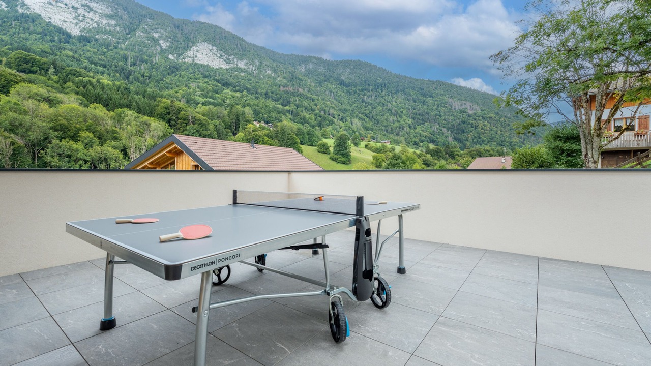 Photo of Patio Balcony in Thones