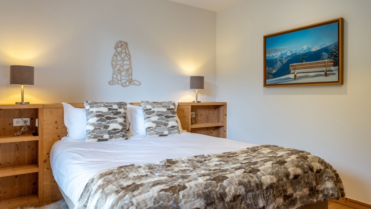 Photo of Bedroom in Thones