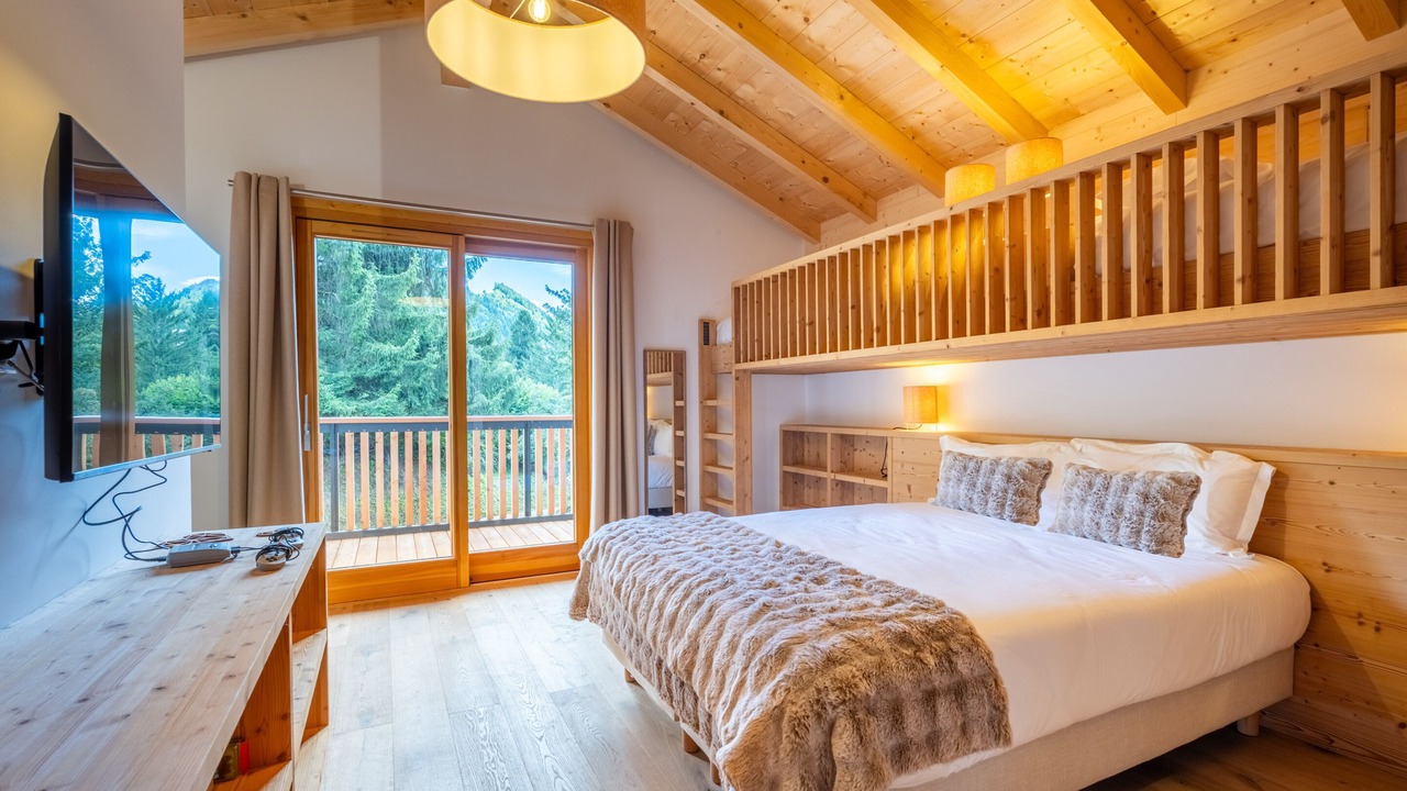 Photo of Bedroom in Thones