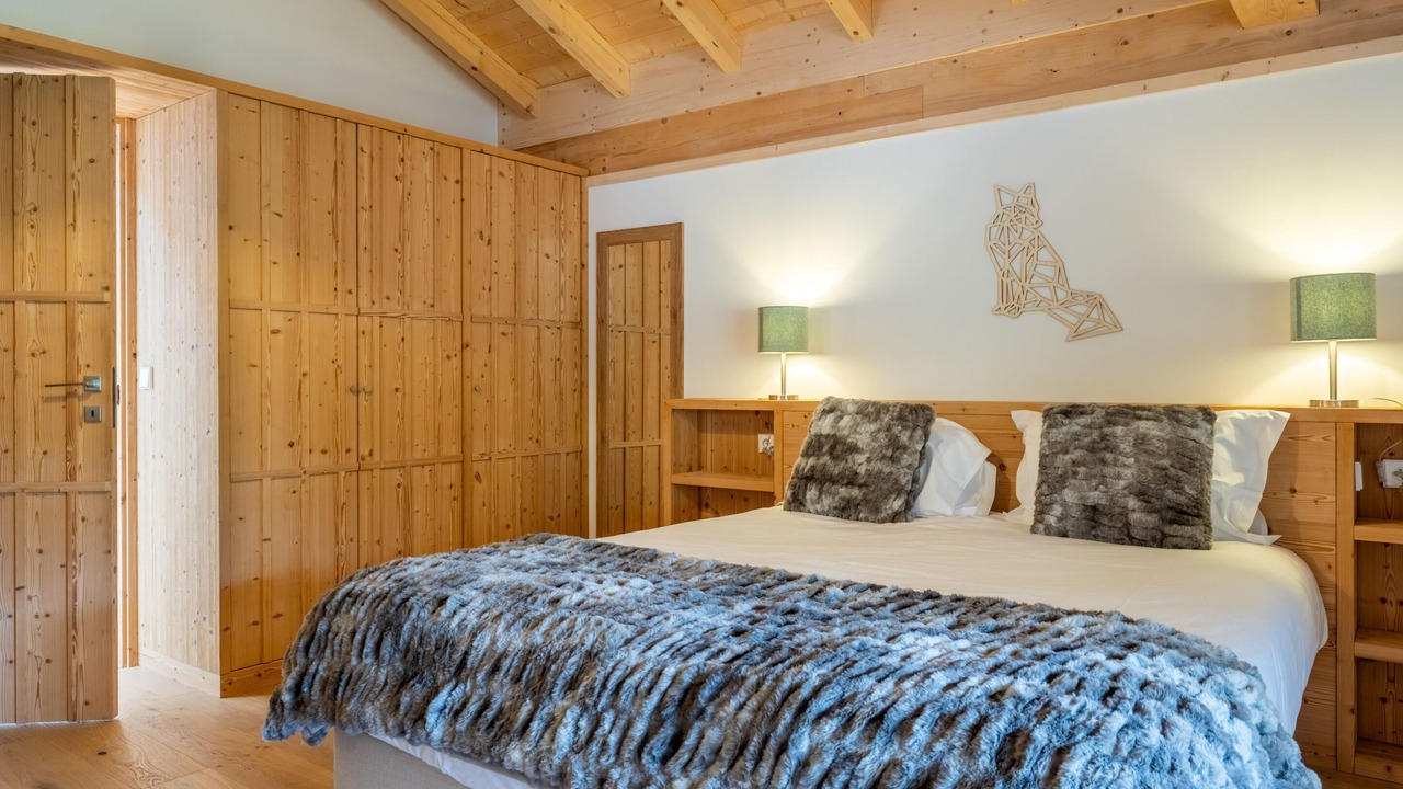 Photo of Bedroom in Thones