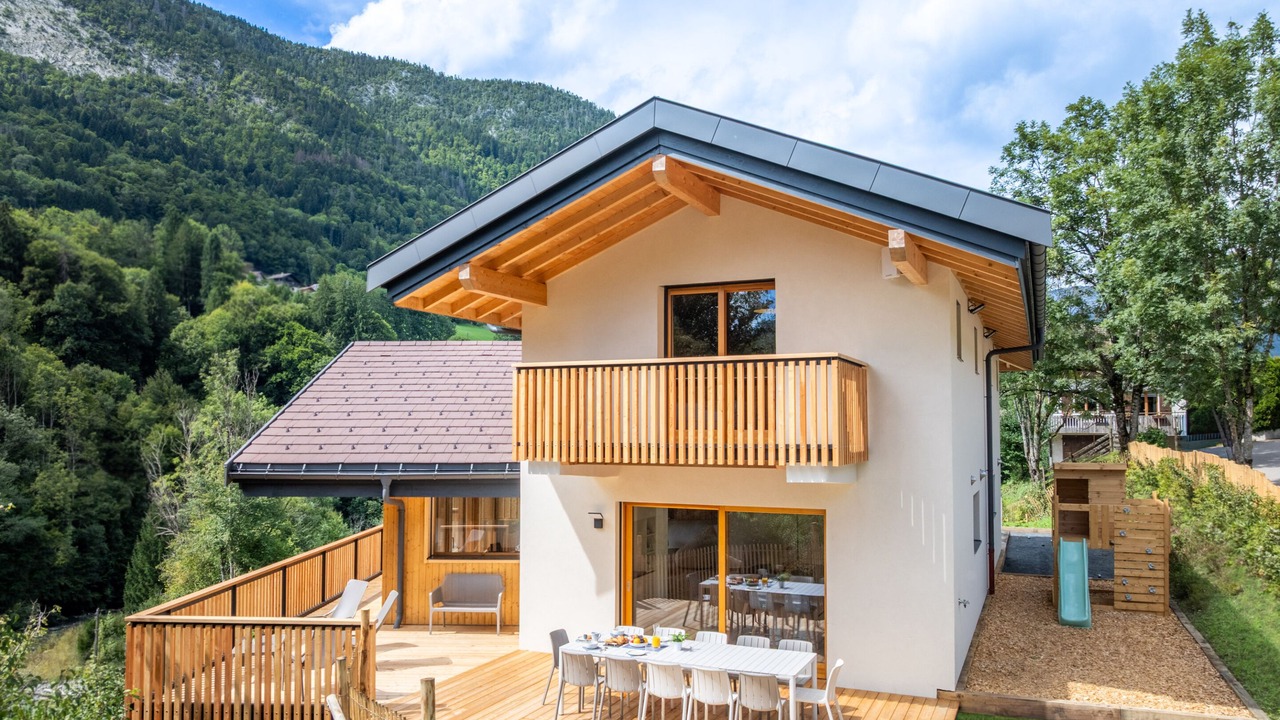 Photo of Outdoor in Thones