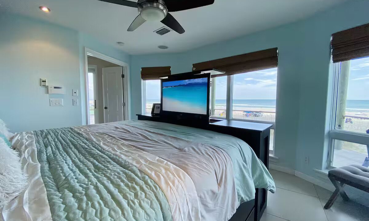 Photo of Others in Boardwalk