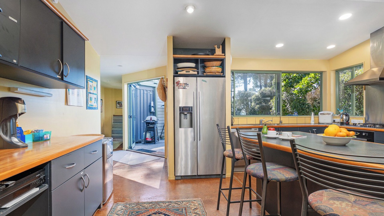 Photo of Kitchen in Matarangi