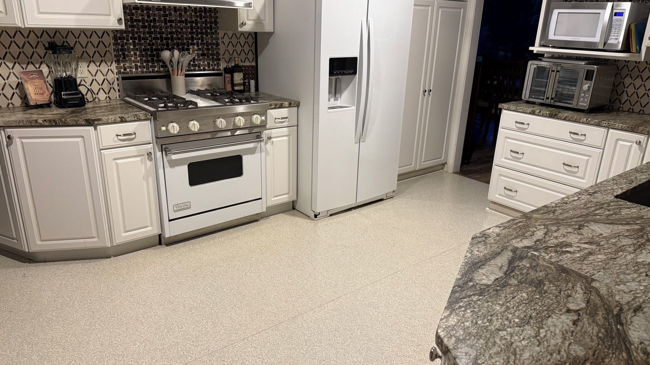 Photo of Kitchen in I-435 West KC-KS