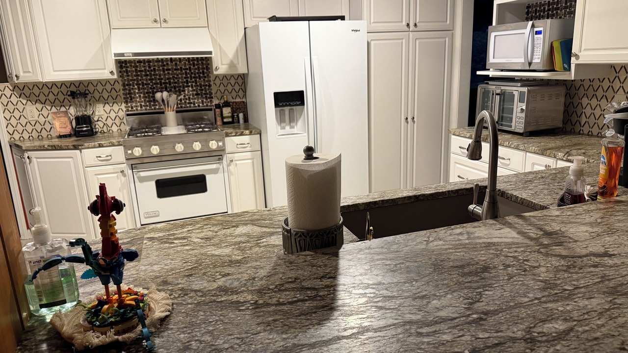 Photo of Kitchen in I-435 West KC-KS