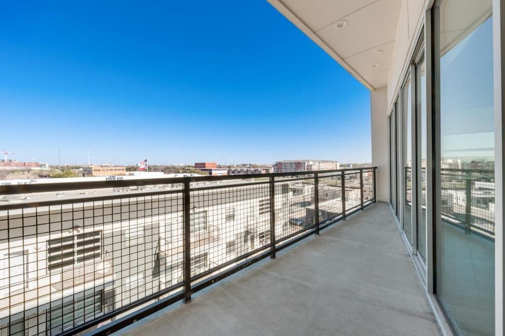 Photo of Patio Balcony in Cedars