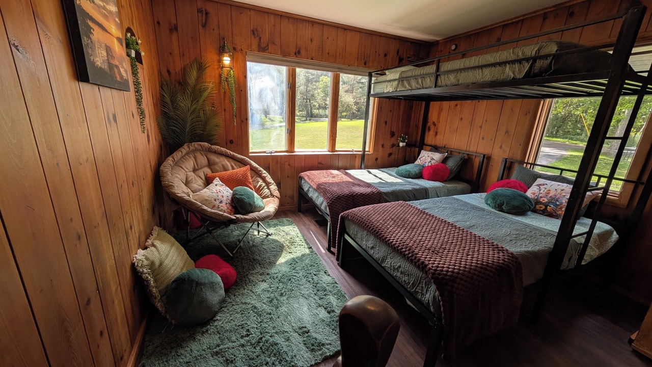 Photo of Bedroom in Springwater