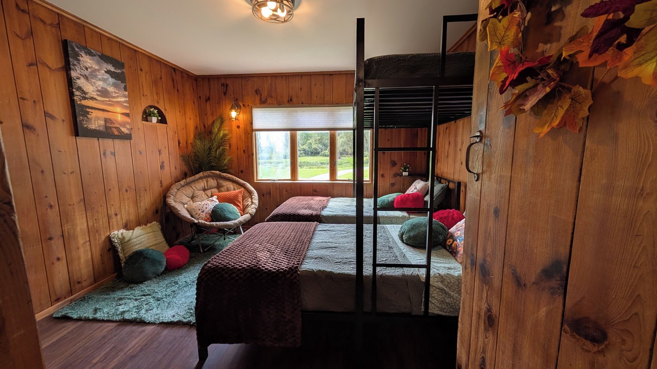 Photo of Bedroom in Springwater