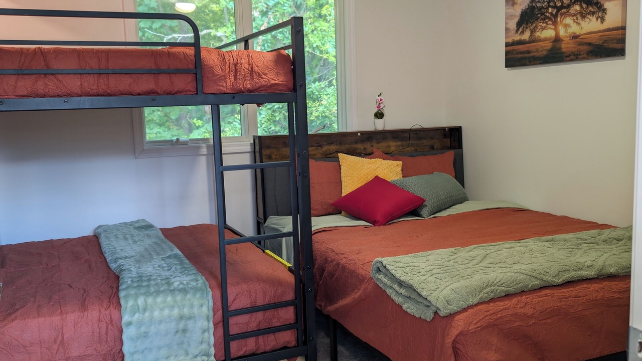 Photo of Bedroom in Springwater