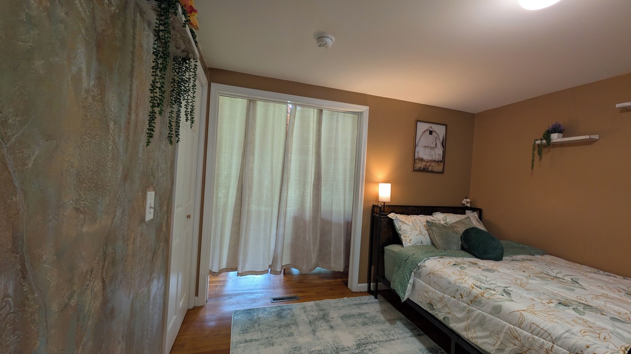 Photo of Bedroom in Springwater