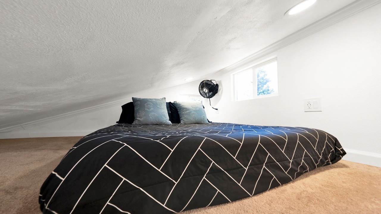 Photo of Bedroom in Los Gatos