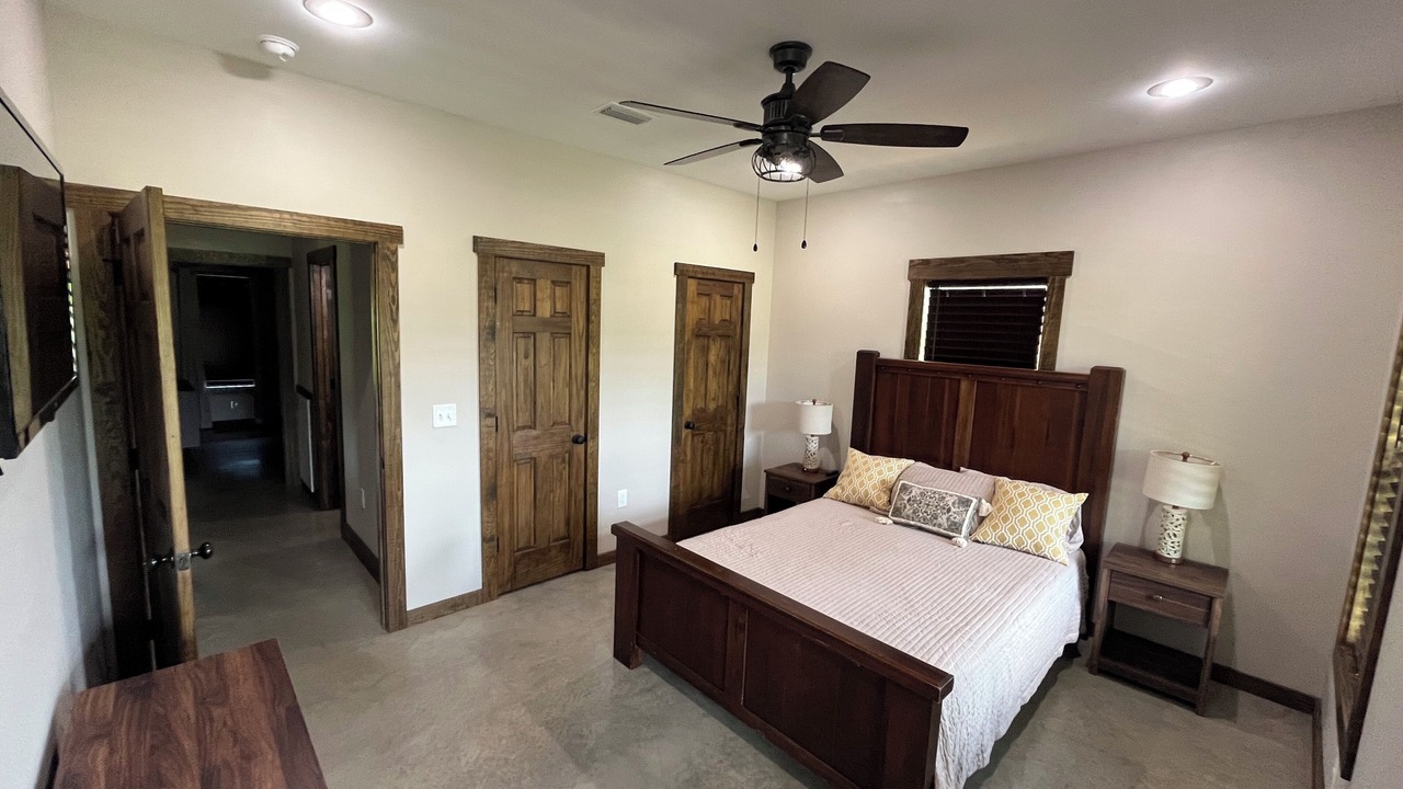 Photo of Bedroom in Heber Springs