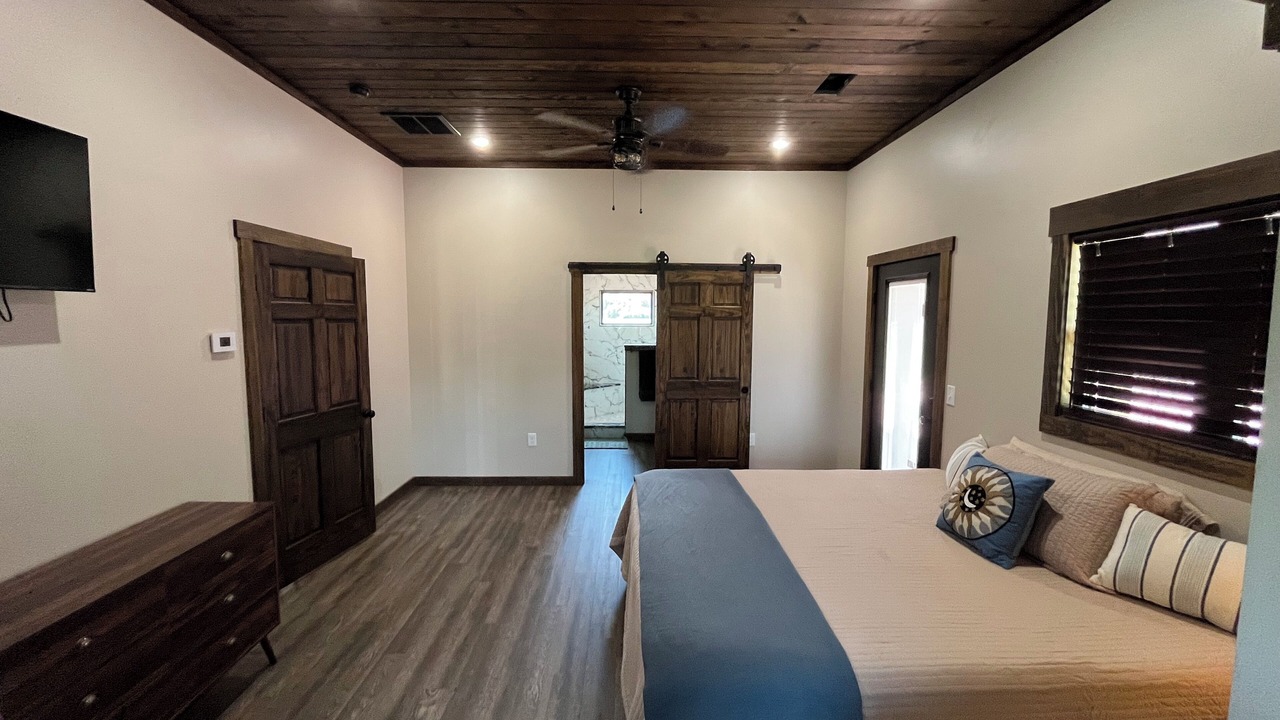 Photo of Bedroom in Heber Springs