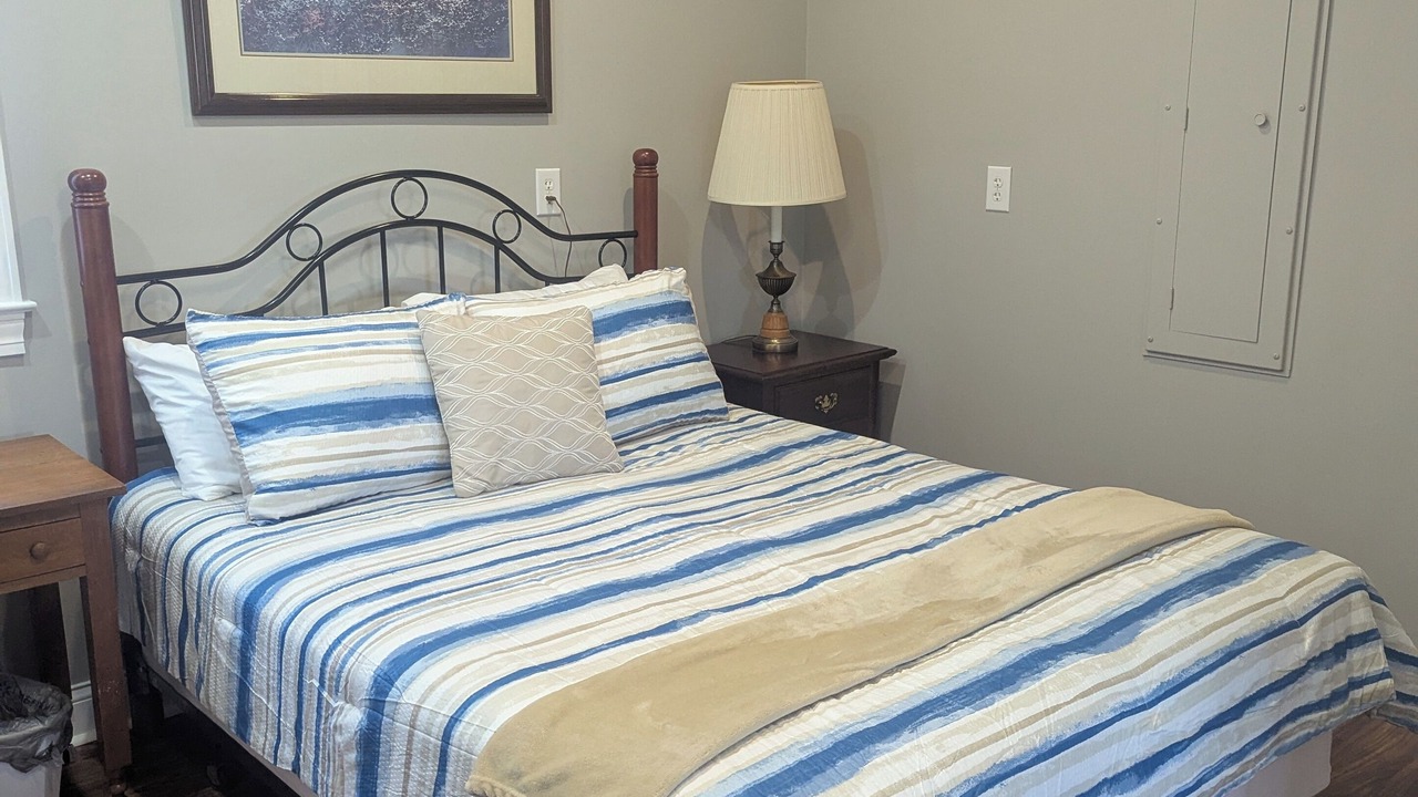 Photo of Bedroom in Bowling Green