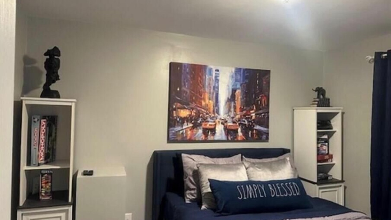 Photo of Bedroom in Painter