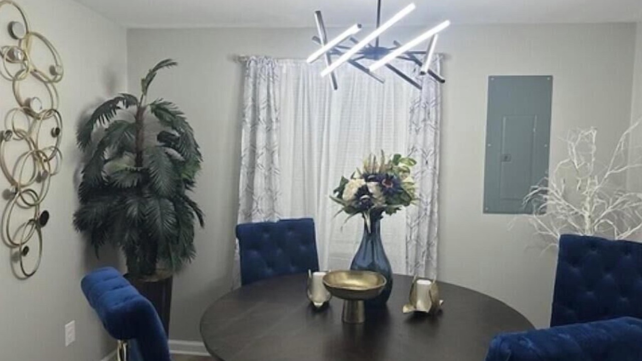 Photo of Others in Painter