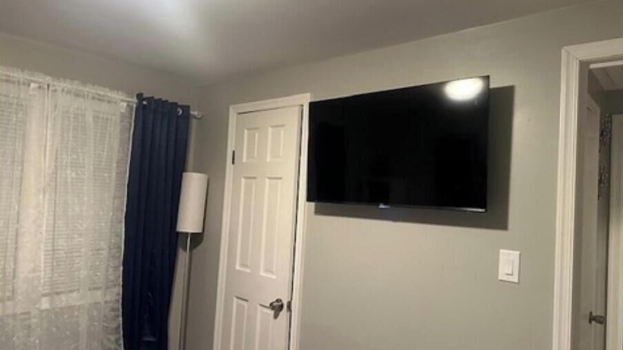 Photo of Bedroom in Painter