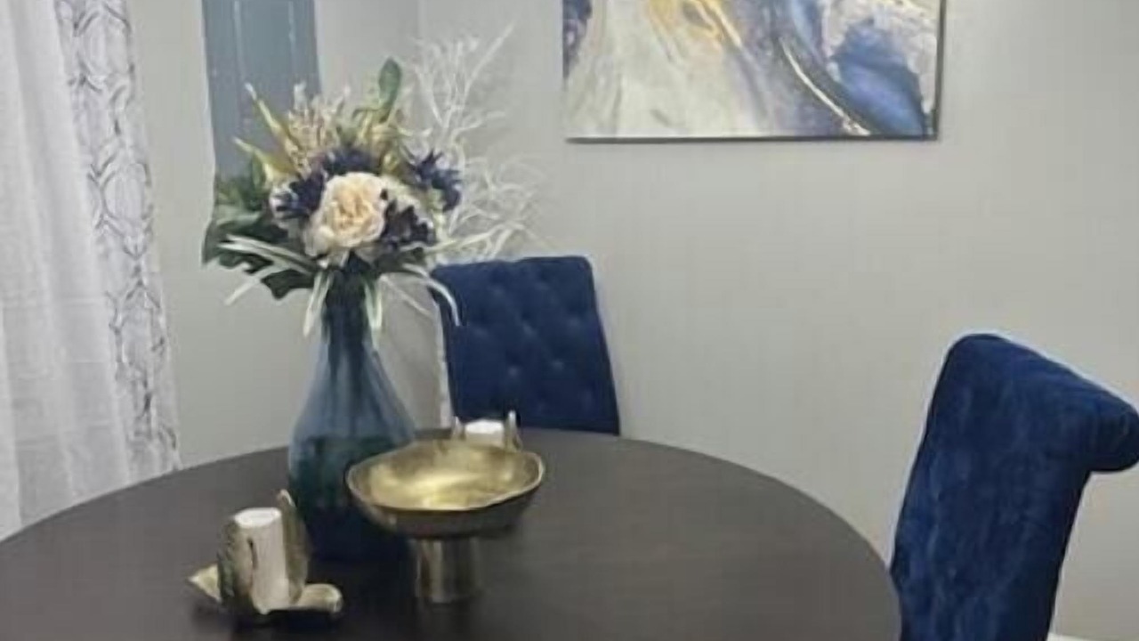 Photo of Others in Painter