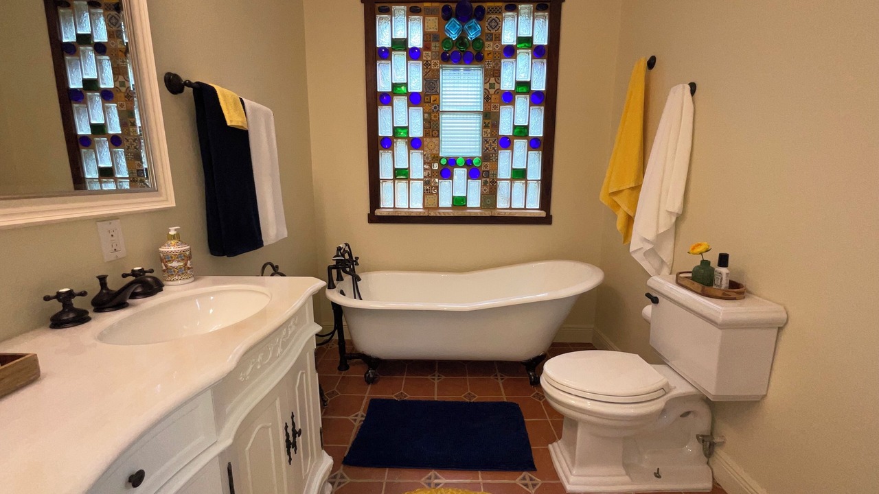 Photo of Bathroom in Driftwood