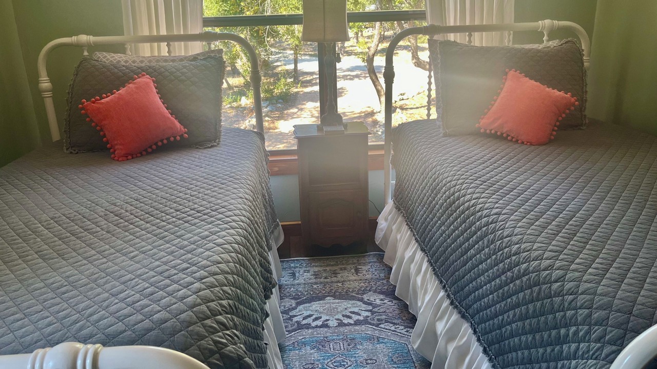 Photo of Bedroom in Driftwood