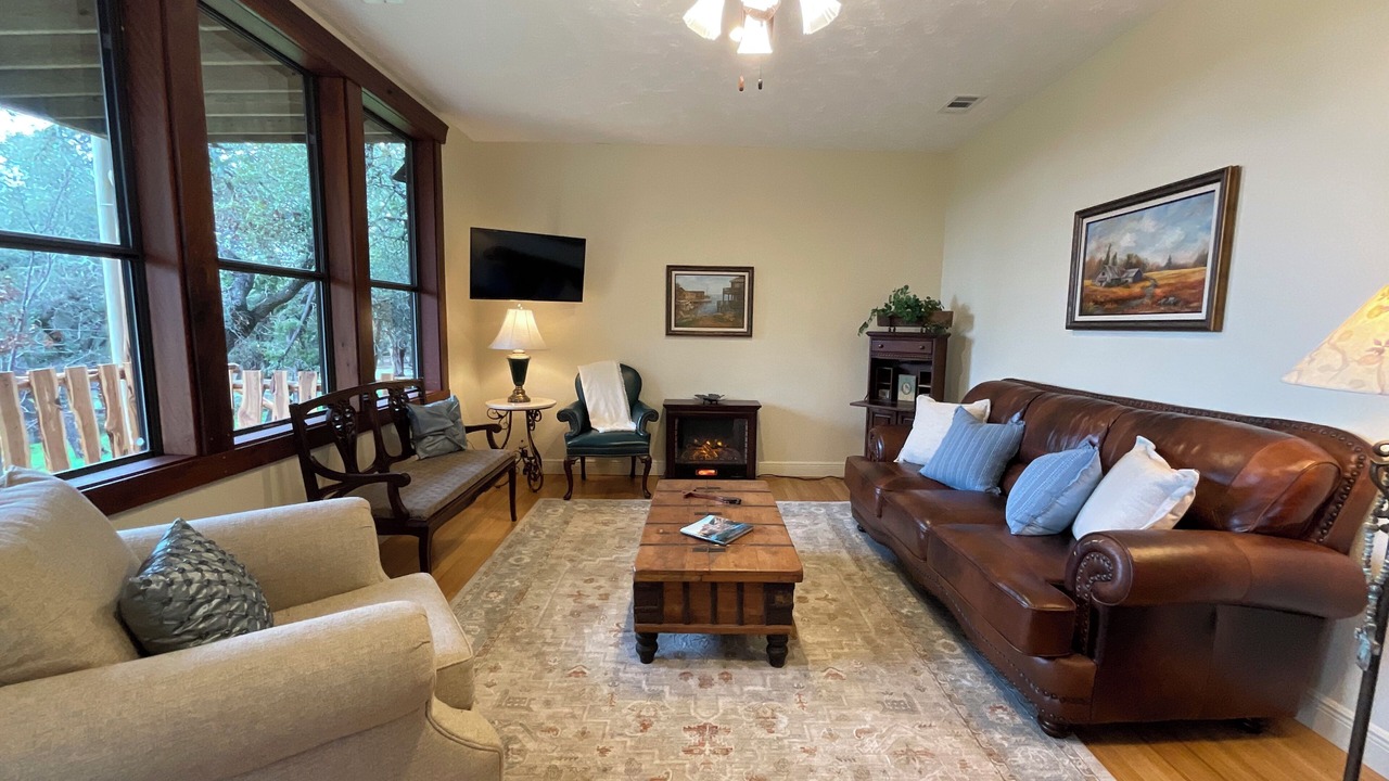 Photo of Livingroom in Driftwood