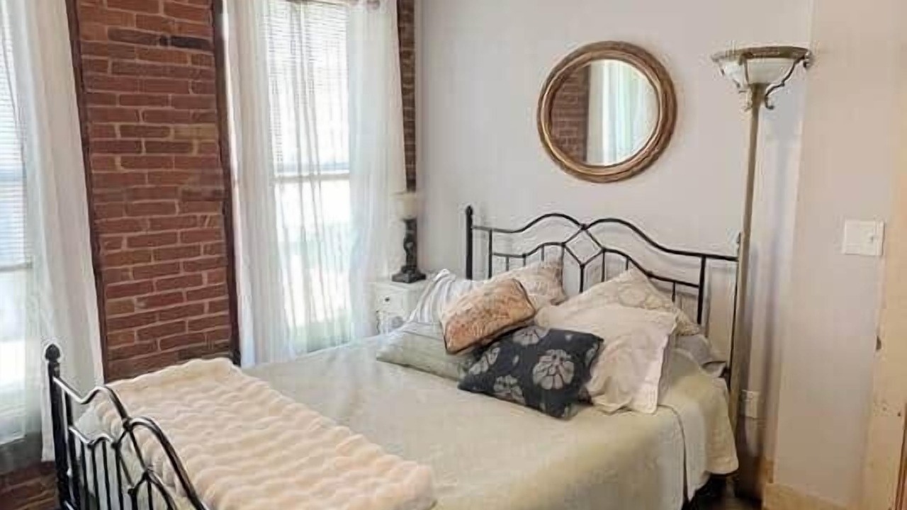 Photo of Bedroom in Rolla