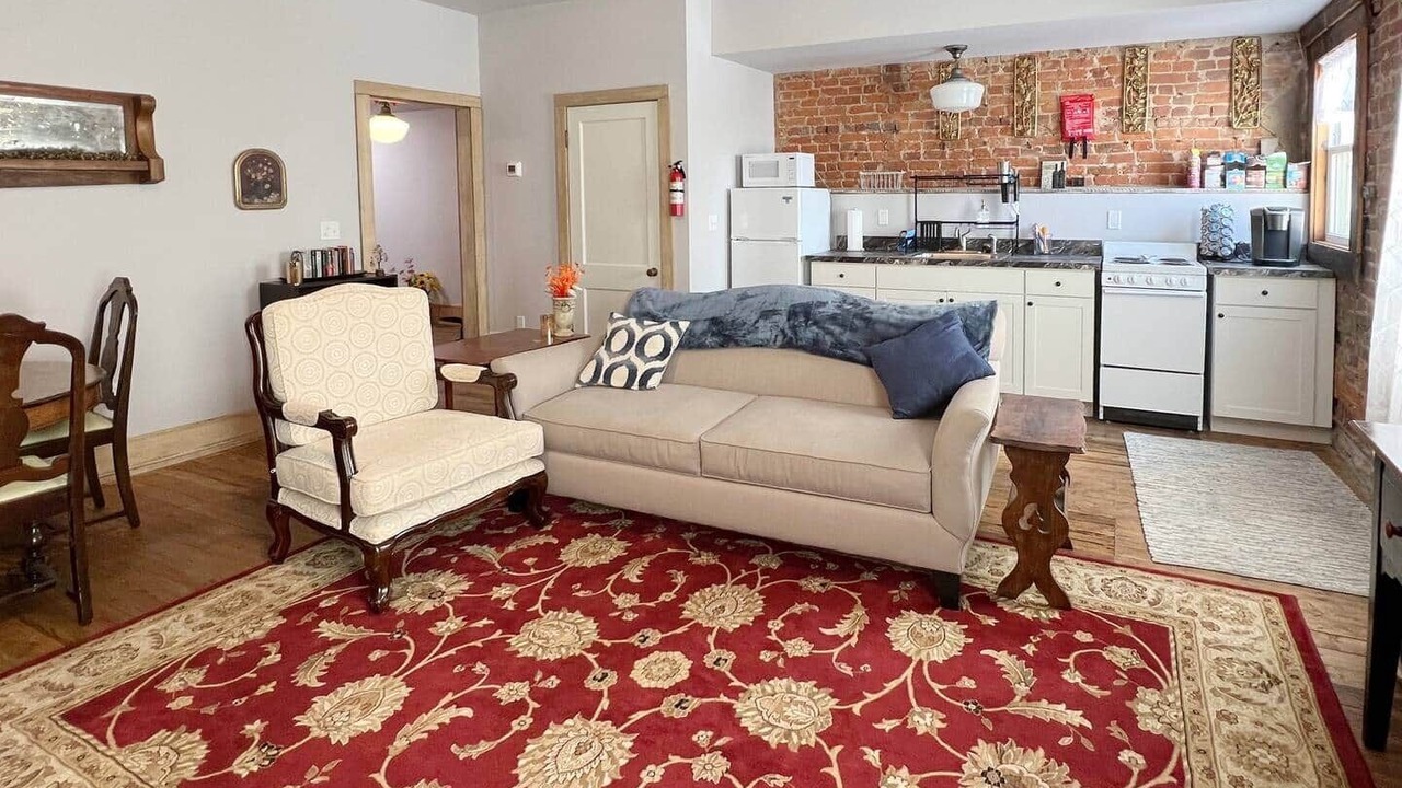 Photo of Livingroom in Rolla