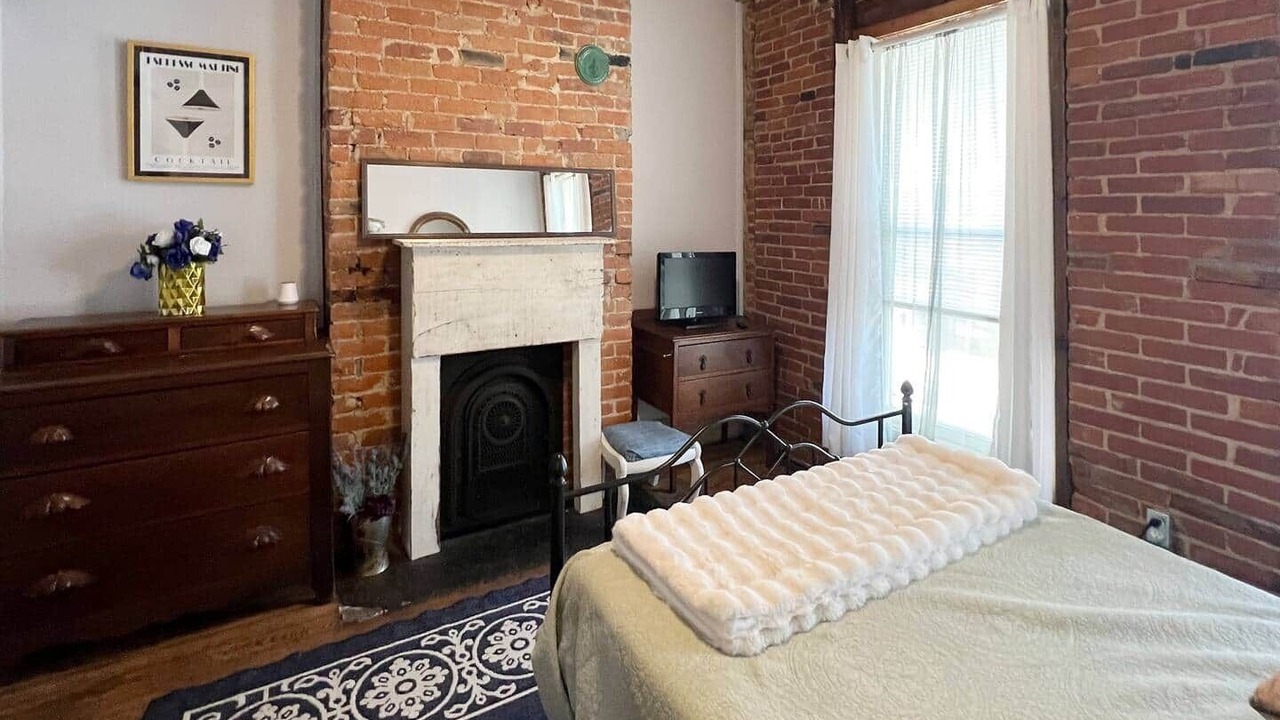 Photo of Bedroom in Rolla