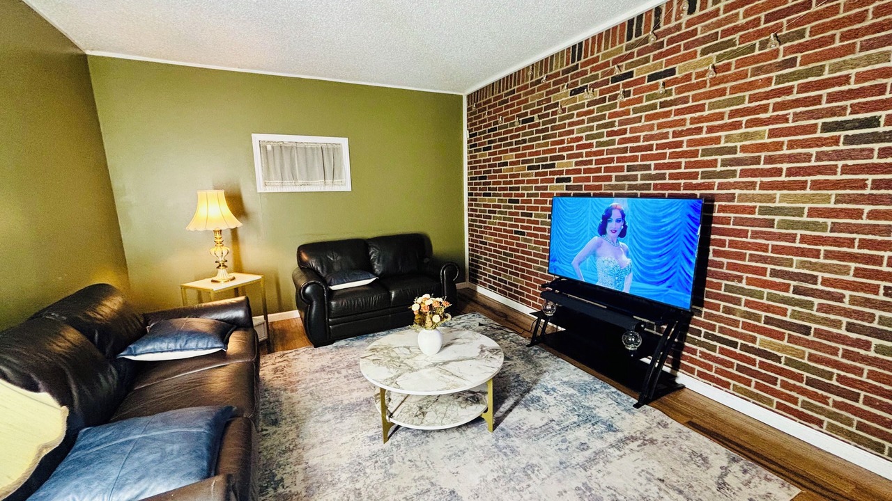 Photo of Livingroom in Cheektowaga