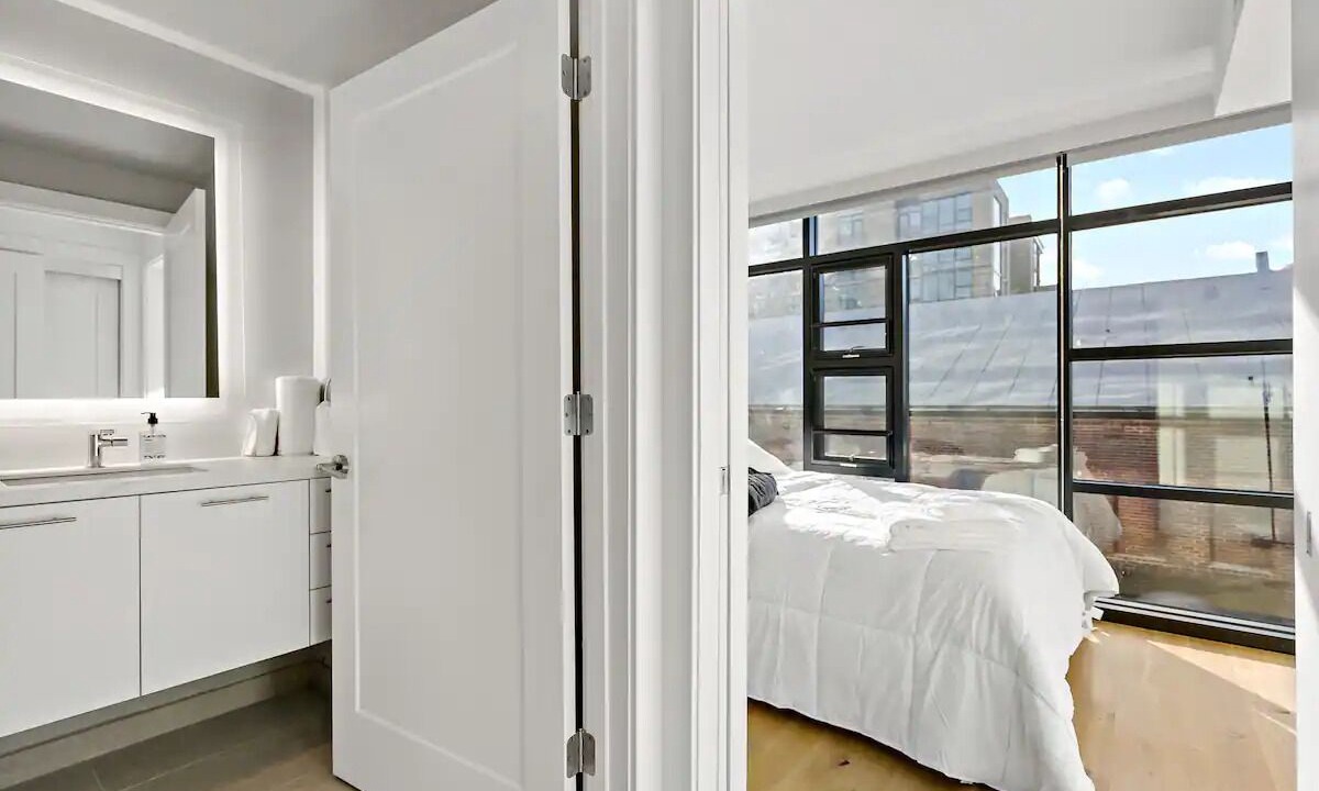 Photo of Bedroom in Shaw