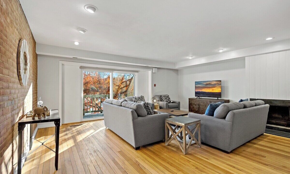 Photo of Livingroom in Georgetown